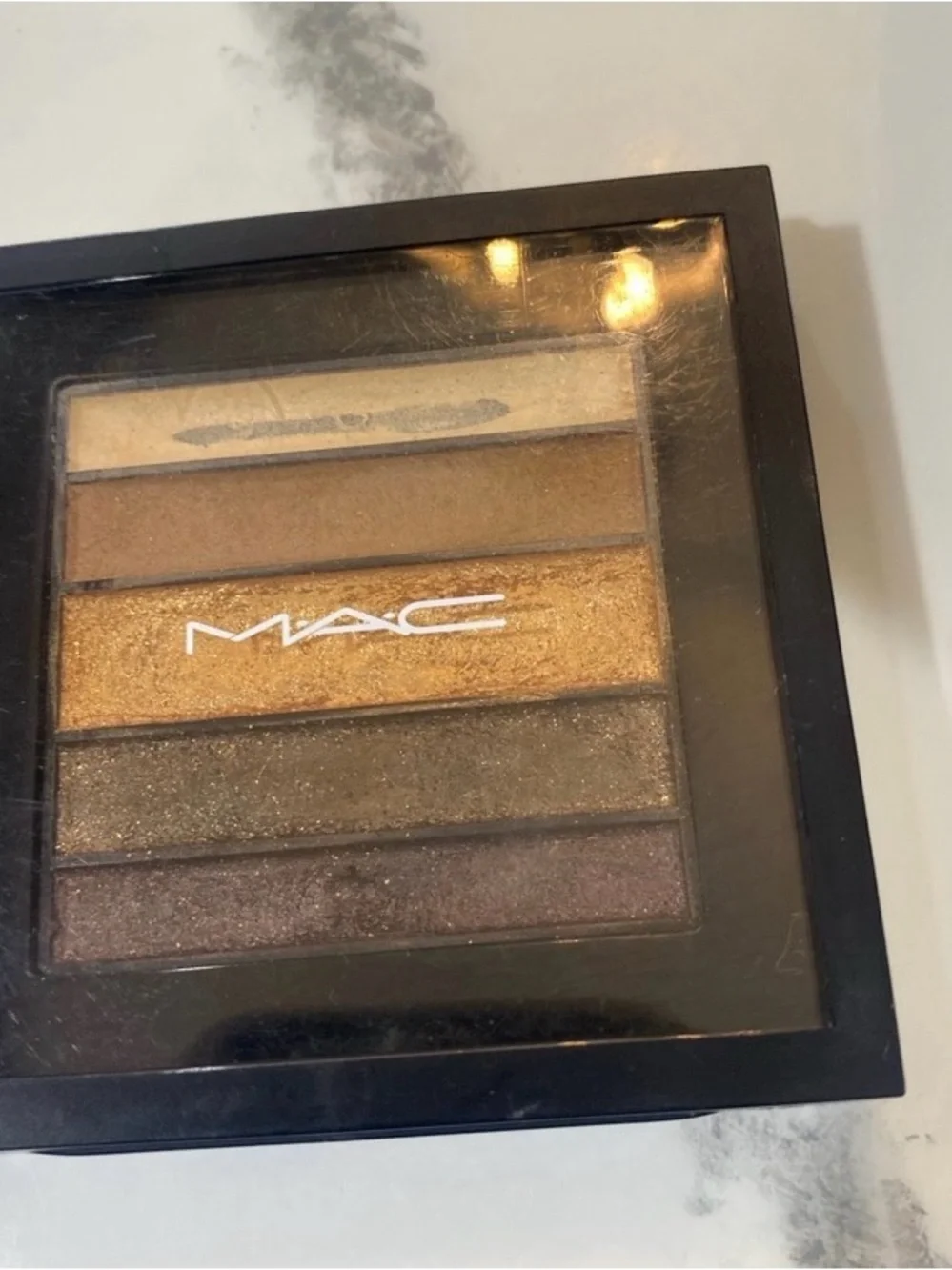 M.A.C. Brownluxe Veluxe Pearlfusion Shadow Pallet